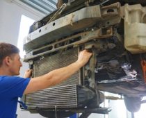 Снятие радиатора Вольво