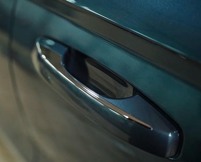 Оклейка ниши под ручки Geely