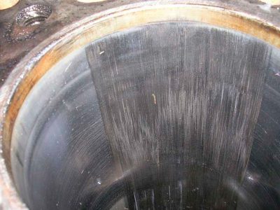 Задиры в цилиндрах при повышенном расходе масла Вольво Задиры в цилиндрах при повышенном расходе масла Вольво